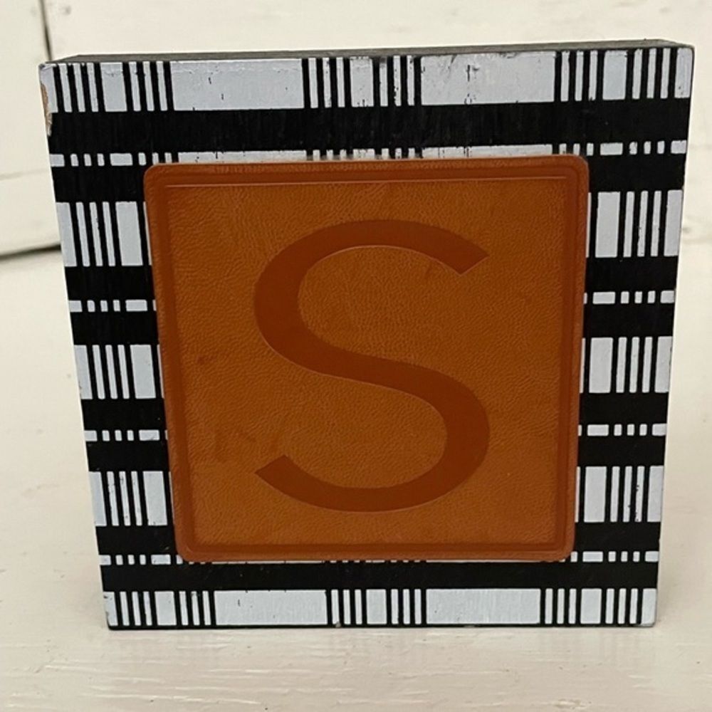 NWT Hobby Lobby 4.88” x 1.26” x 4.88” MDF black/white border leather letter “S”